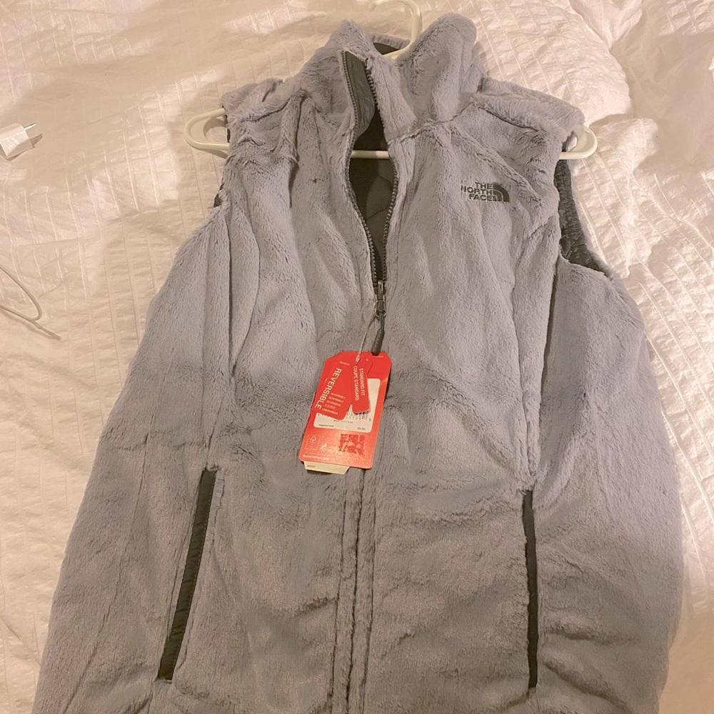 Northface Vest, grey, reversible, never worn!